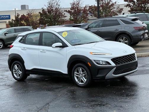 2023 Hyundai KONA SE