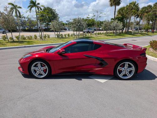 Red Mist Metallic Tintcoat 2023 Chevrolet Corvette Stingray w/2LT