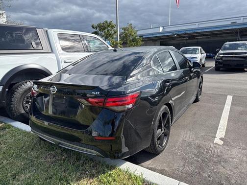 2021 Nissan Sentra SR
