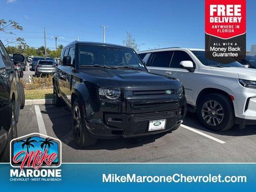 Santorini Black Metallic 2022 Land Rover Defender X-Dynamic SE