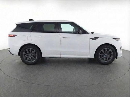 2024 Land Rover Range Rover Sport SE