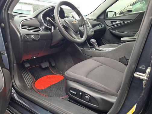 Shadow Gray Metallic 2021 Chevrolet Malibu LT