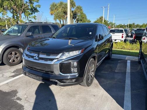 2022 Mitsubishi Outlander Sport SE