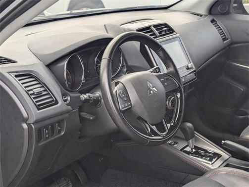 2022 Mitsubishi Outlander Sport SE