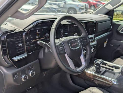 Summit White 2025 GMC Sierra 1500 Elevation