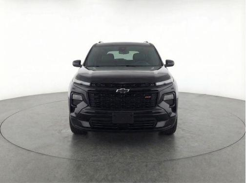 Mosaic Black Metallic 2025 Chevrolet Traverse RS