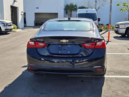 Dark Ash Metallic 2023 Chevrolet Malibu LT
