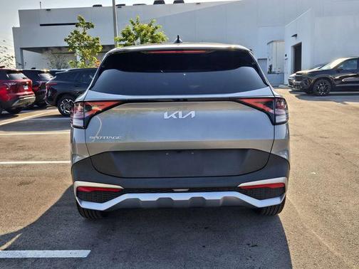 2023 Kia Sportage LX