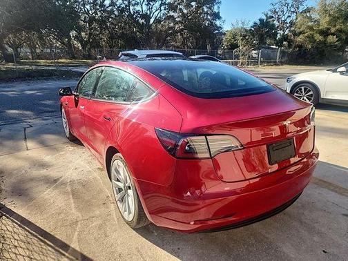 2022 Tesla Model 3 Standard Range