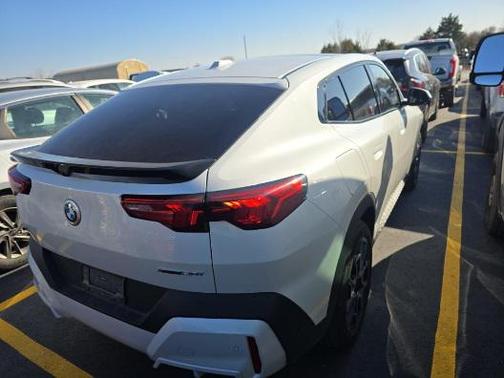 2025 BMW X2 xDrive28i