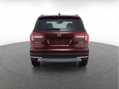 Deep Scarlet Pearl 2022 Honda Pilot Touring 8-Passenger