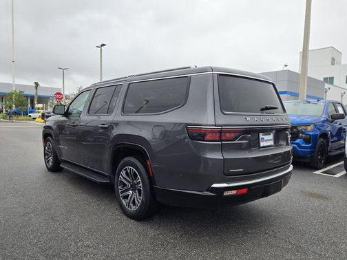 Baltic Gray Metallic Clearcoat 2023 Jeep Wagoneer L Series II