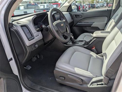 2022 Chevrolet Colorado WT