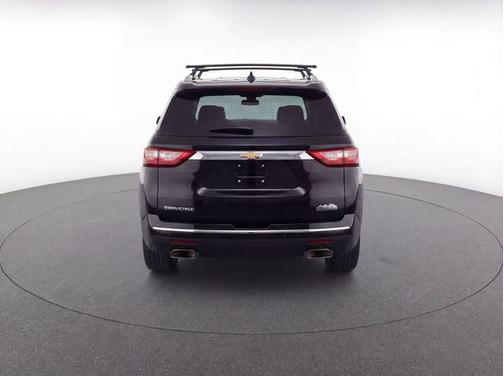 Mosaic Black Metallic 2018 Chevrolet Traverse High Country