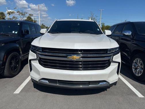 2023 Chevrolet Suburban LT