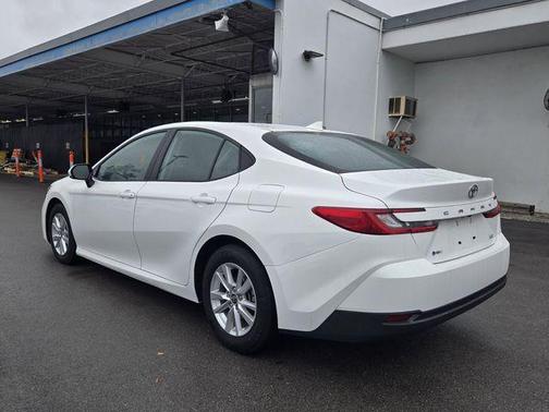White 2025 Toyota Camry LE