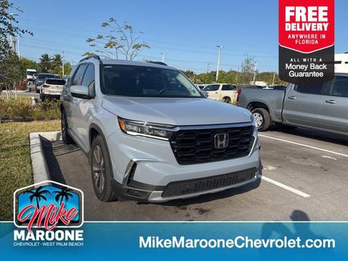 2024 Honda Pilot Touring 8-Passenger