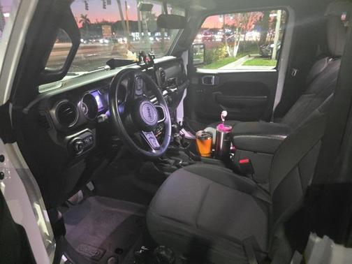 2022 Jeep Wrangler Sport S