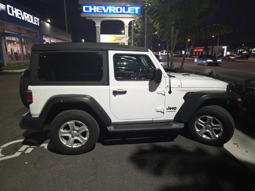 2022 Jeep Wrangler Sport S