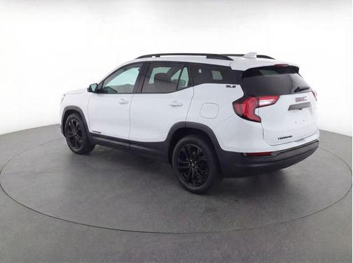 Summit White 2022 GMC Terrain SLE