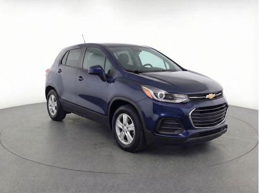 Midnight Blue Metallic 2021 Chevrolet Trax LS