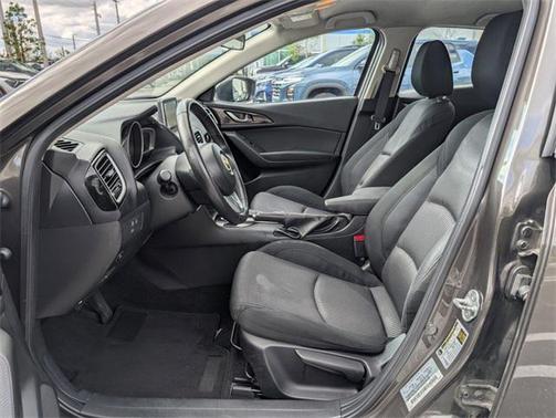 2015 Mazda Mazda3 i Touring