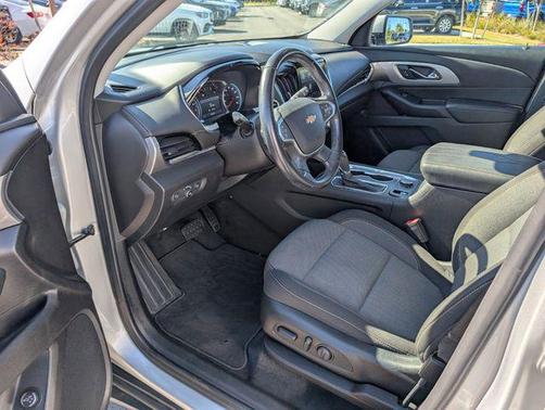 2020 Chevrolet Traverse LT