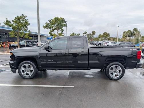 2017 Chevrolet Silverado 1500 Custom