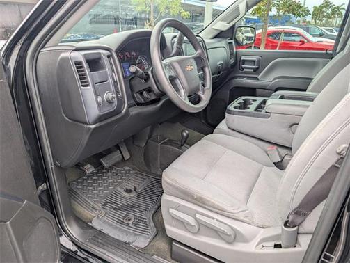 2017 Chevrolet Silverado 1500 Custom