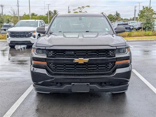 2017 Chevrolet Silverado 1500 Custom