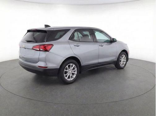 Sterling Gray Metallic 2024 Chevrolet Equinox LS