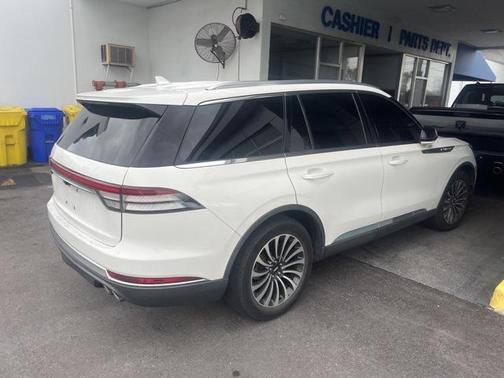 2022 Lincoln Aviator Reserve