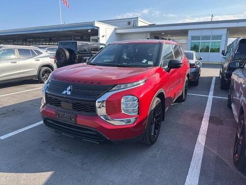 2022 Mitsubishi Outlander Black Edition