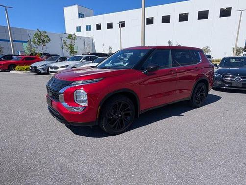 2022 Mitsubishi Outlander Black Edition
