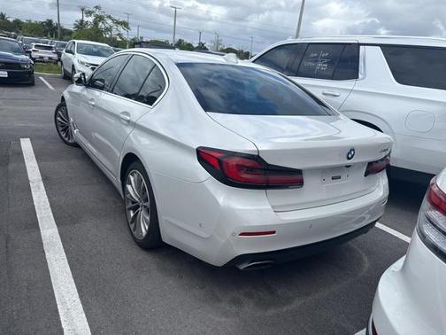 2021 BMW 540 540i