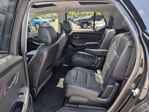 Mosaic Black Metallic 2018 Chevrolet Traverse Premier