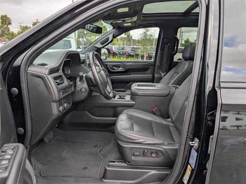 2022 Chevrolet Suburban RST