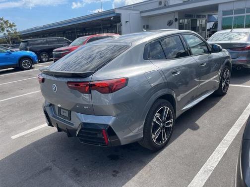 2025 BMW X2 xDrive28i