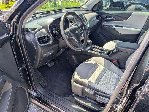 Mosaic Black Metallic 2020 Chevrolet Equinox LS
