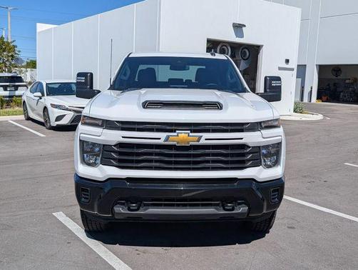 2024 Chevrolet Silverado 2500 Custom