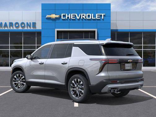 Sterling Gray Metallic 2026 Chevrolet Traverse LT