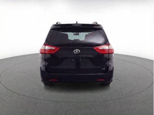 Midnight Black Metallic 2019 Toyota Sienna XLE Premium
