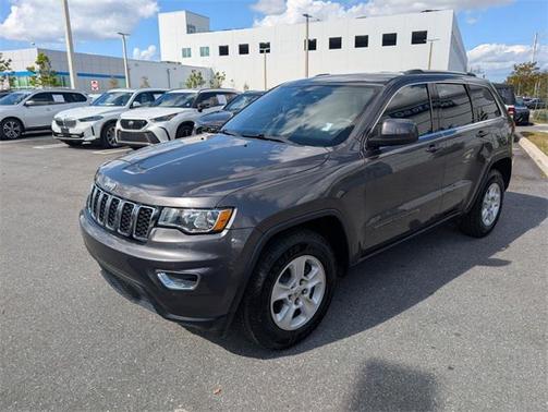 2017 Jeep Grand Cherokee Laredo