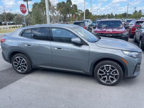 2025 BMW X2 xDrive28i