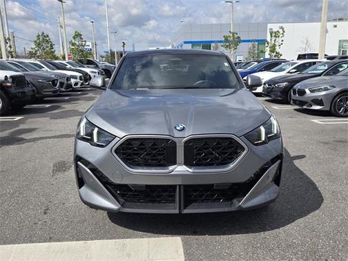 2025 BMW X2 xDrive28i
