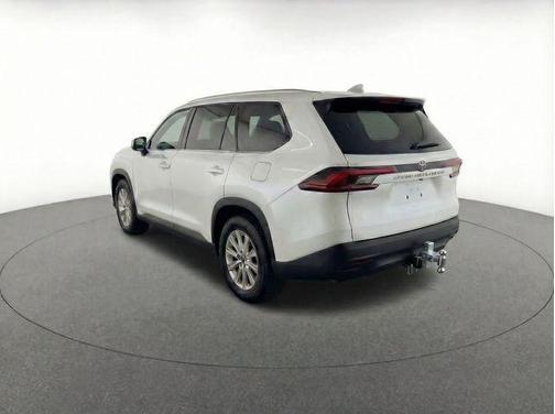 White 2024 Toyota Grand Highlander XLE