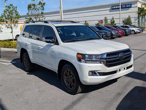 2021 Toyota Land Cruiser Base