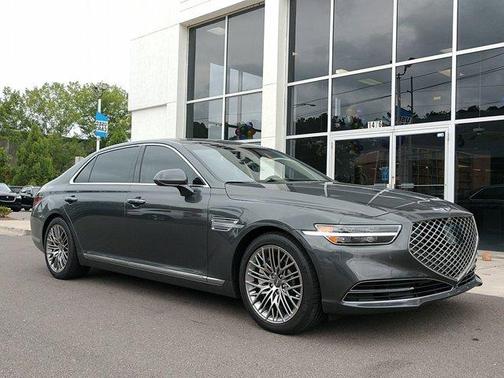 Photo 1 of 32 of 2021 Genesis G90 5.0 Ultimate