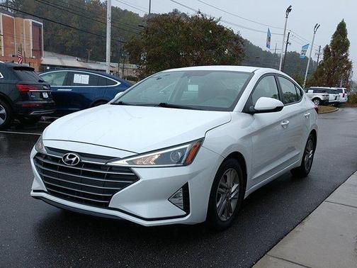 Photo 3 of 25 of 2020 Hyundai Elantra SEL