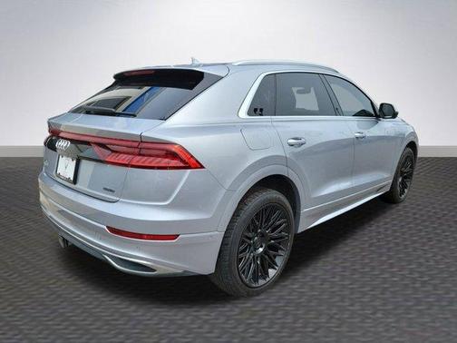 2019 Audi Q8 Prestige